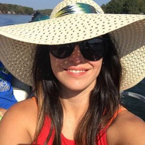 Meet your Posher, Christina